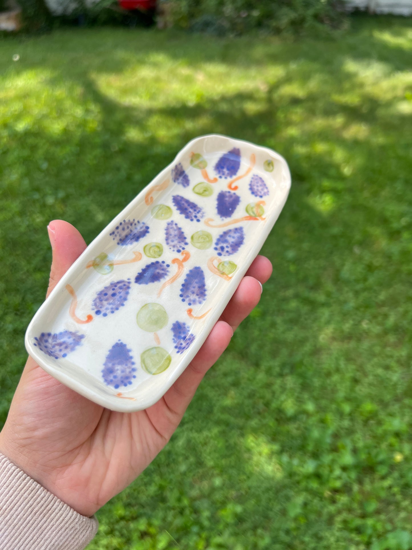 Grape Vines Plate